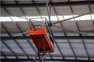 朝陽(yáng)集團(tuán) | 情系員工，清涼度酷暑